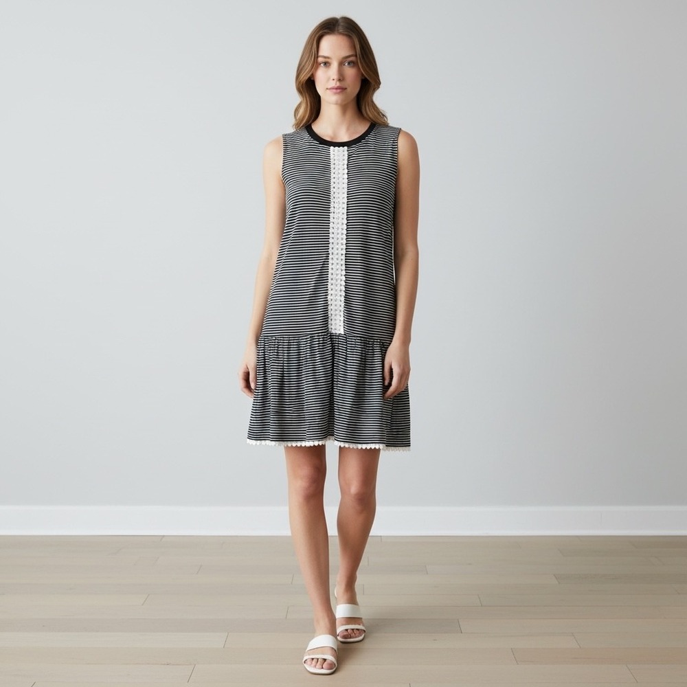 N Nicholas Striped Mini Dress Drop Waist Black/White Cotton
Sleeveless Size 4